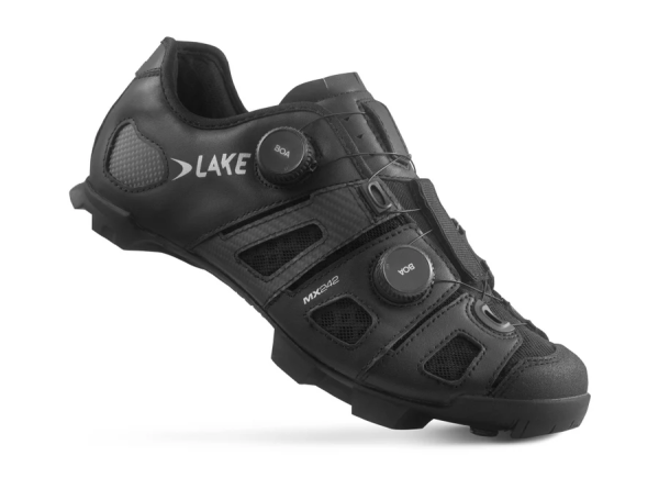 Schuhe und Socken